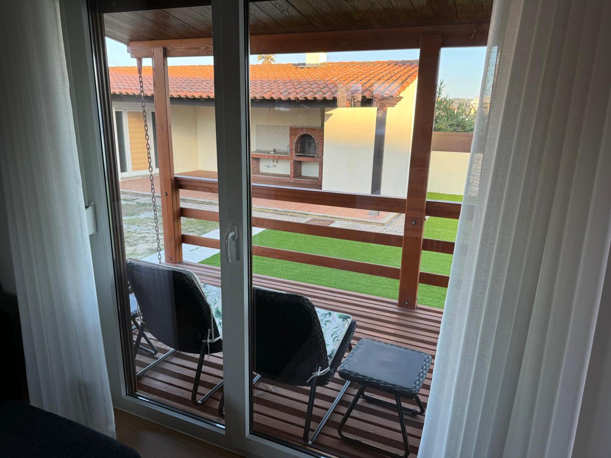 Acolhedora Casa De Ferias T2 Com Espaco Exterior 伊斯莫里兹 外观 照片